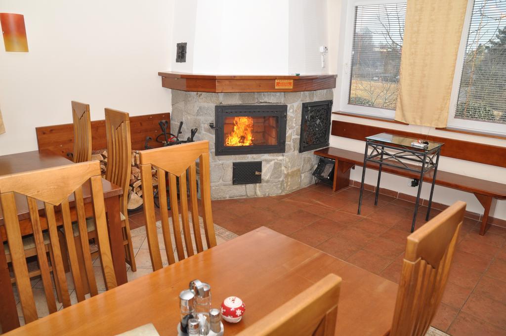 Pension & Restaurant Silma With Wellness Rychvald 외부 사진